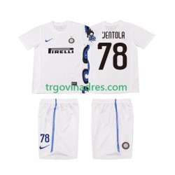 Dječji Gostujući Dres Inter Milan VENTOLA 78 Retro 2011 2010 s Kratkih Rukava Dječji Gostujući Dres Inter Milan VENTOLA 78 Retro 2011 2010 s Kratkih Rukava