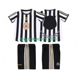 Dječji Domaći Dres Newcastle United Retro 1997 1999 s Kratkih Rukava Dječji Domaći Dres Newcastle United Retro 1997 1999 s Kratkih Rukava