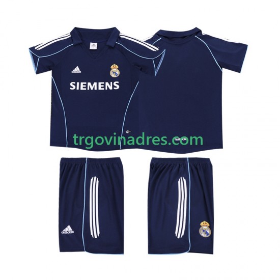 Dječji Gostujući Dres Real Madrid Retro 2005 2006 s Kratkih Rukava Dječji Gostujući Dres Real Madrid Retro 2005 2006 s Kratkih Rukava